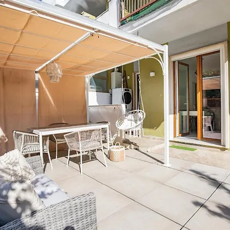 Apartment Raliving, Private Garden And Parking Space, Viareggio